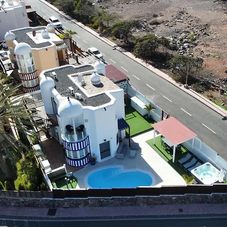 Casa Liliana * San Bartolomé